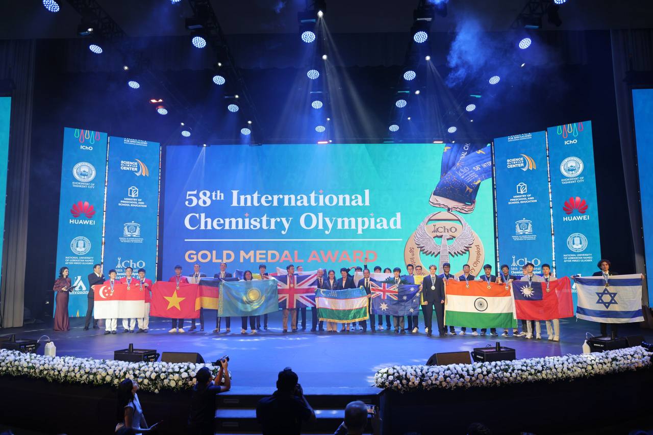 Photoreport from the Award Ceremony of the 58th International Chemistry Olympiad.