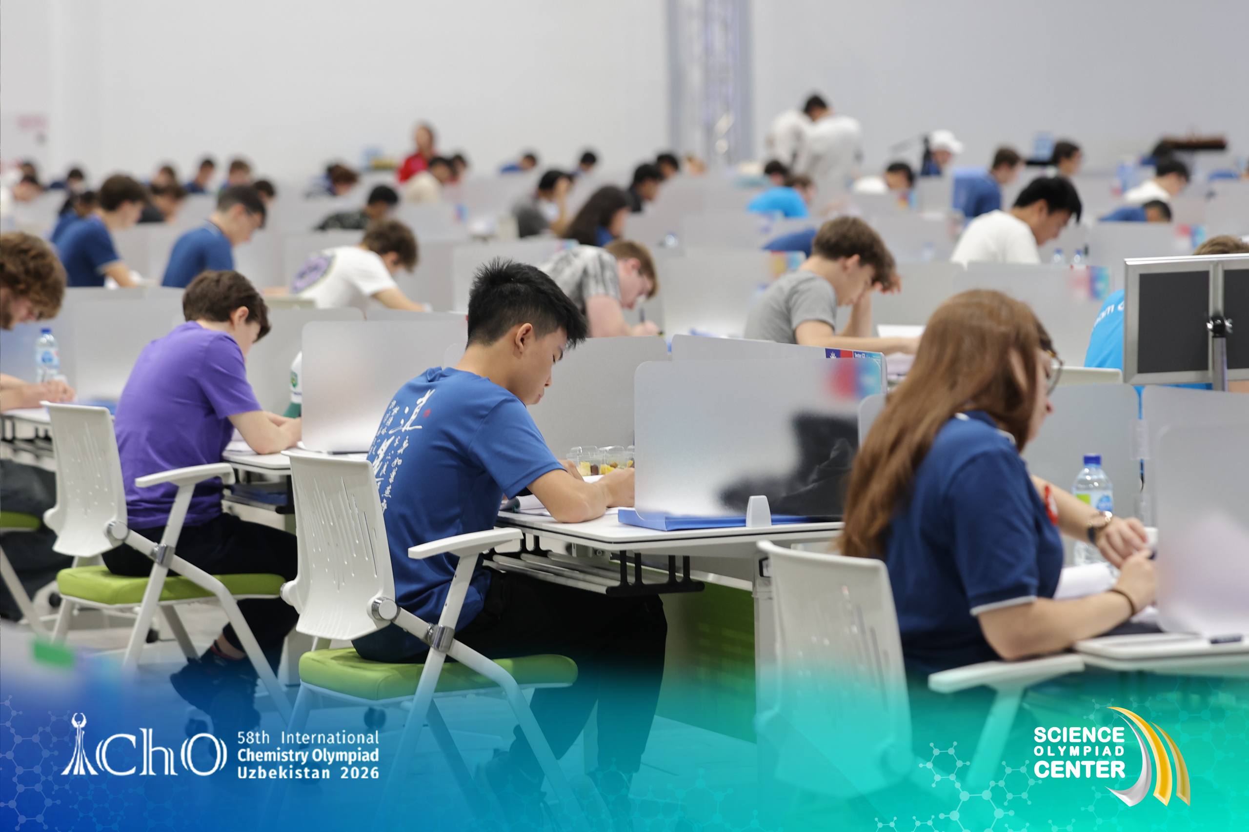 📸Photo Highlights from the Theoretical Exam of IChO 2026